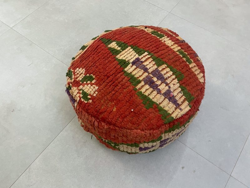 round pouf 5 e0323ee0 a929 4d01 a00d ddd32f6a7ab3