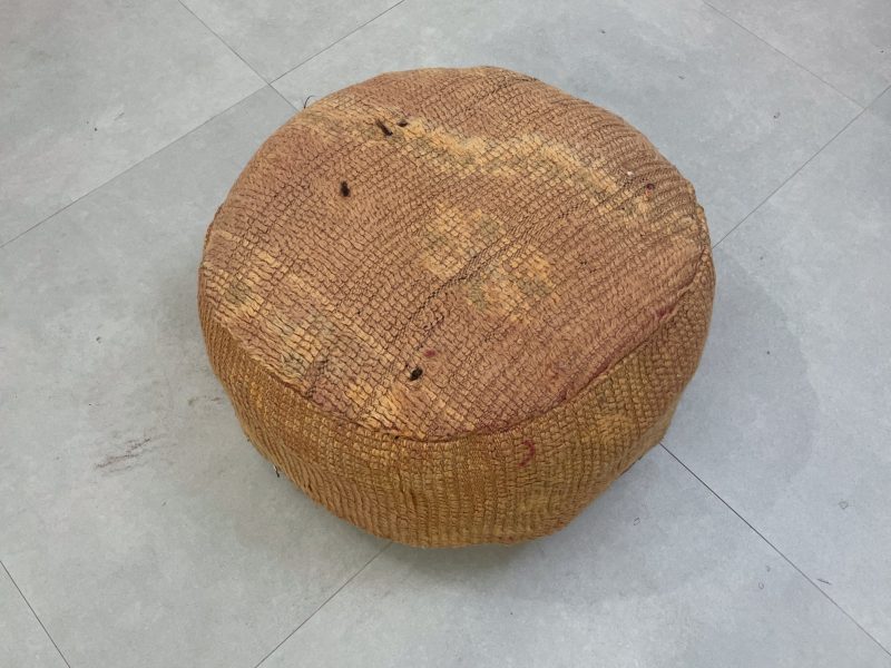 round pouf 6 56520b09 c55d 4eac 89e1 29ffa1a185be