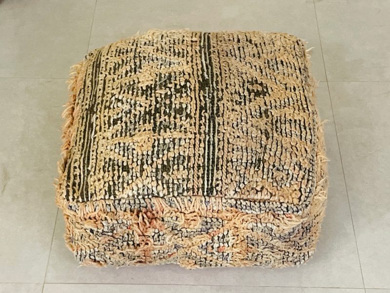 rug pouf 9