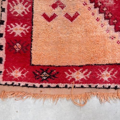 vintage rug 10 5e94c127 034e 46d7 b3b6 c9521ed50edf