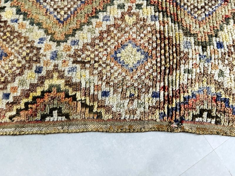 vintage rug 2 58afec33 fe41 4db2 85a4 0fba4cec9de9