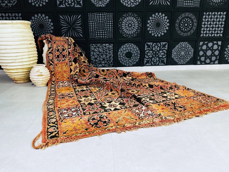 vintage rug 2 c22f1369 271c 4609 b00b 1f3c0bf56193