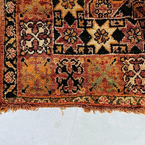 vintage rug 3 2fa031de 96d7 4640 9fe8 0278f5664063