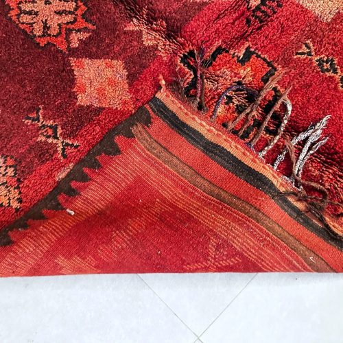 vintage rug 4 e10075f4 8f31 4a5b 9254 ce0b149608c2