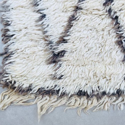 vintage rug 4 fd1e6ed4 03d7 4559 addd 6452f2cef54f