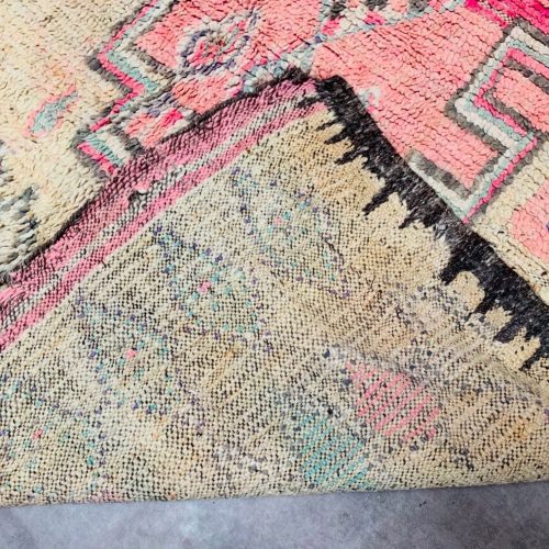 vintage rug 5 cb1adfee fe55 4880 b696 4e2dfe203c6b