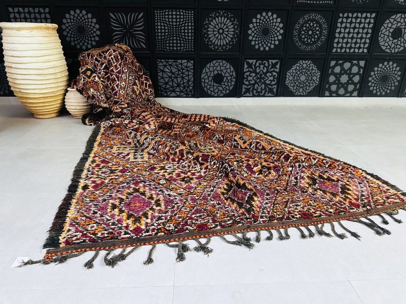 vintage rug 6 457c8ec0 18e9 4dca 90e8 de758ece67e9