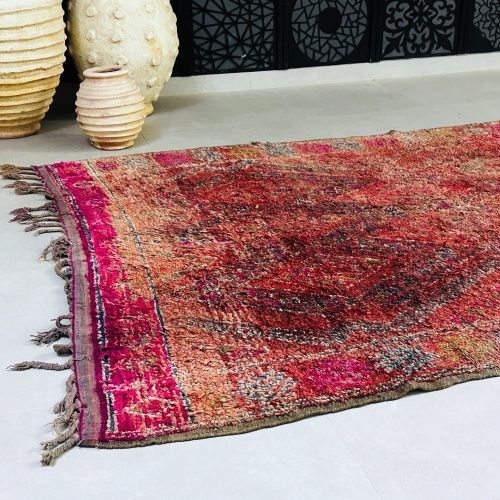 vintage rug 8 eb5621a2 0901 4d60 8227 8b77f6ff6059