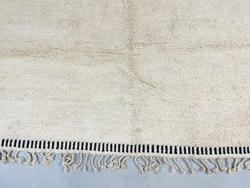 wool rug 3 1841f0bc 4575 4ea5 93ec f00a52ffb90d