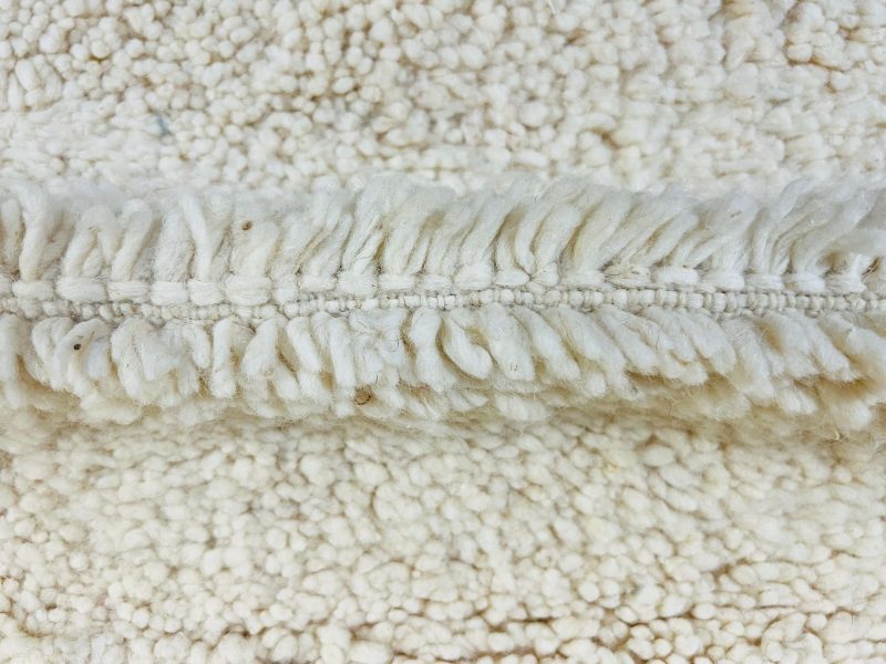 wool rug 6 5a8b3eb9 8942 436c 80cb f8e30bc97c42